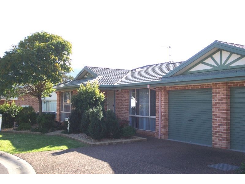 15 Yeldah Drive, Horsley NSW 2530