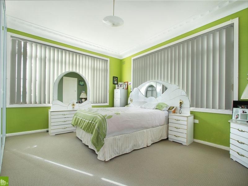 22 Bukari Street, West Wollongong NSW 2500