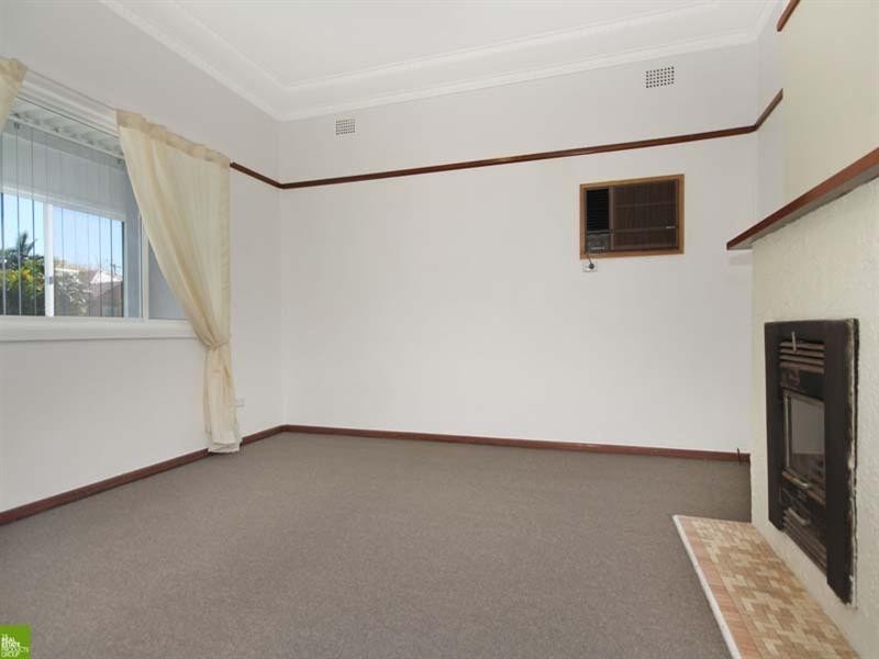 69 Balgownie Road, Balgownie NSW 2519