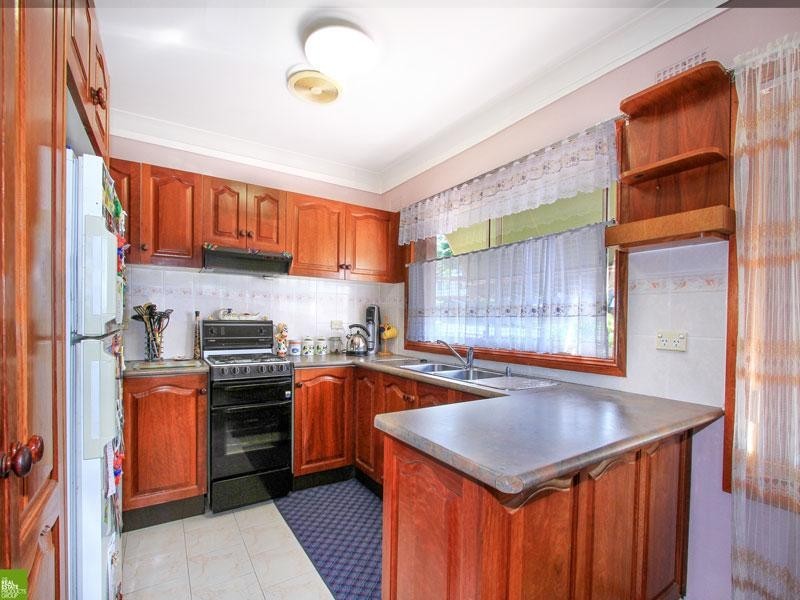 121 Burke Road, Dapto NSW 2530
