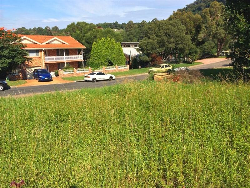 36 Silvertop Crescent, Cordeaux Heights NSW 2526