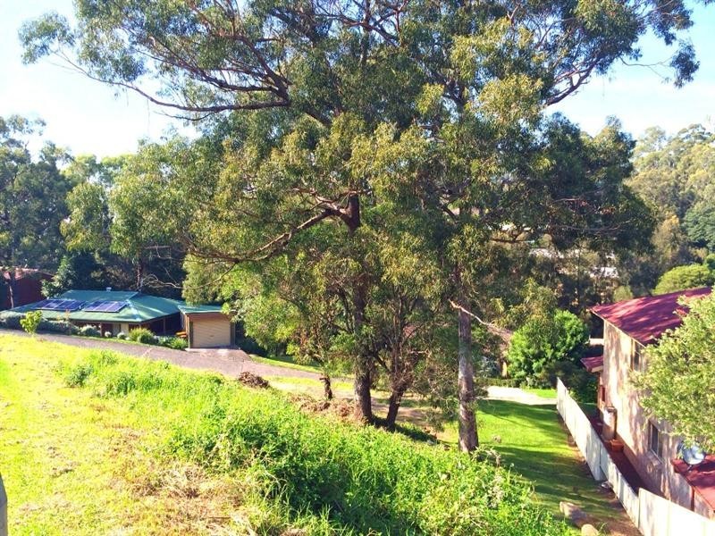 39 Booreea Boulevarde, Cordeaux Heights NSW 2526