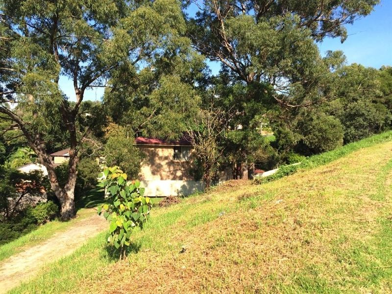 39 Booreea Boulevarde, Cordeaux Heights NSW 2526