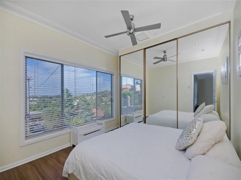 104 Blackman Parade, Unanderra NSW 2526