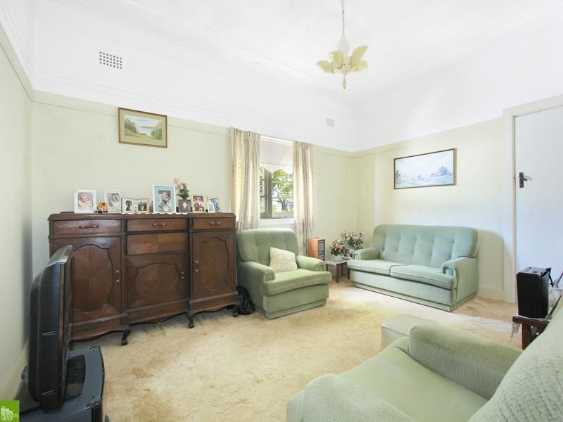 212 Mount Keira Road, Mount Keira NSW 2500