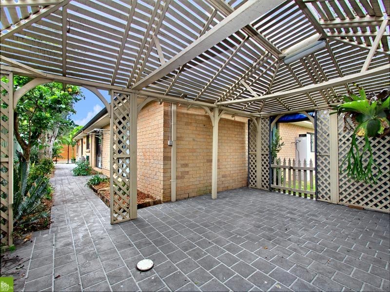 11 Windermere Avenue, Albion Park NSW 2527
