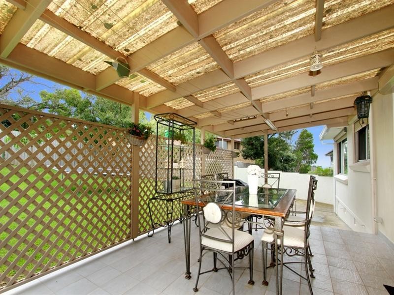 15 Jalna Avenue, Figtree NSW 2525