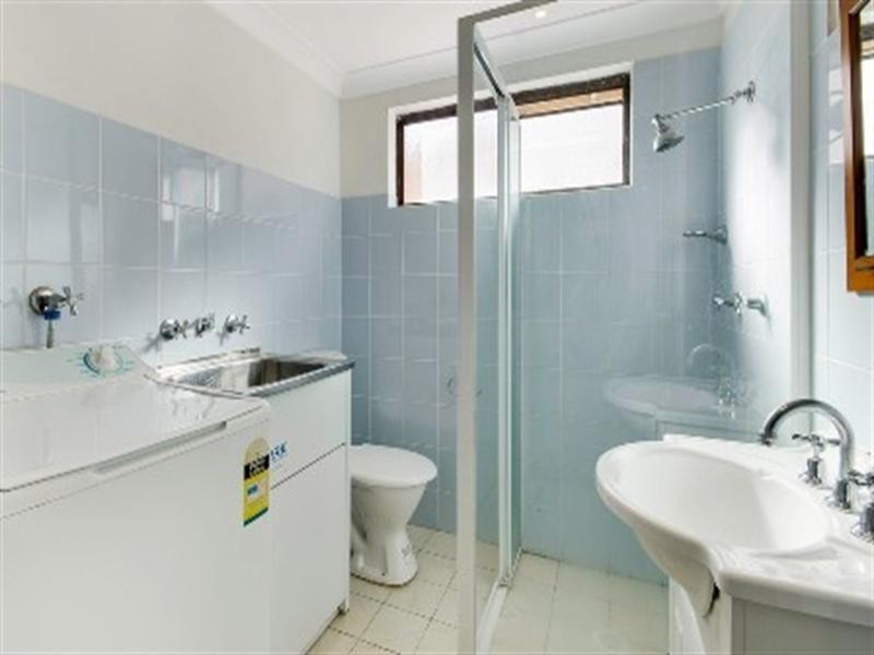 1/19 Railway Crescent, North Wollongong NSW 2500