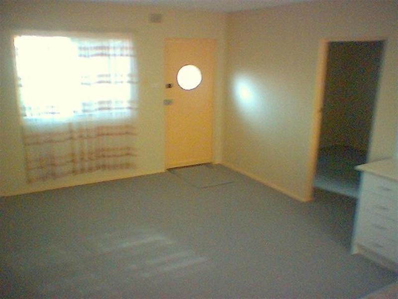 2/30 Rowland Avenue, Wollongong NSW 2500