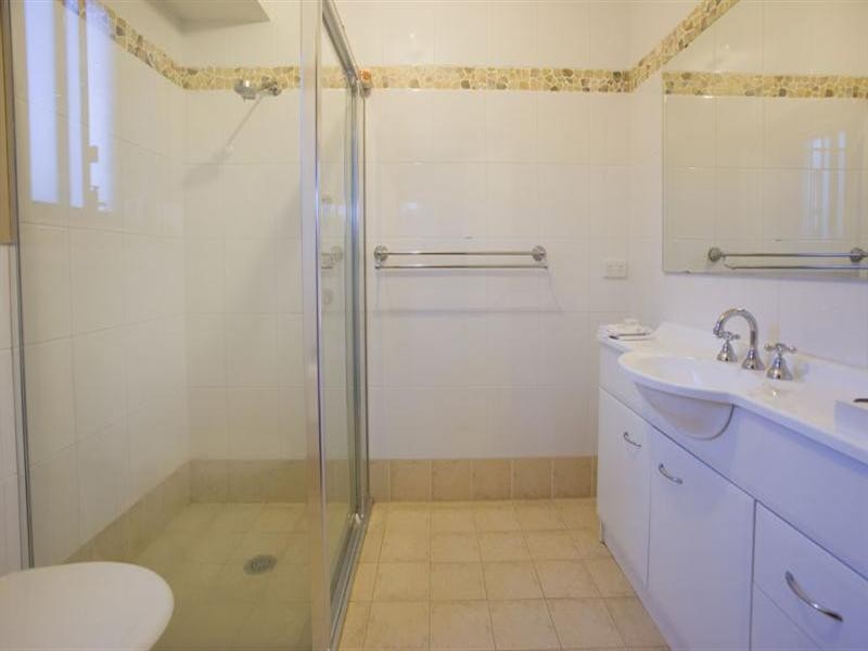 16a Sandalwood Road, Farmborough Heights NSW 2526