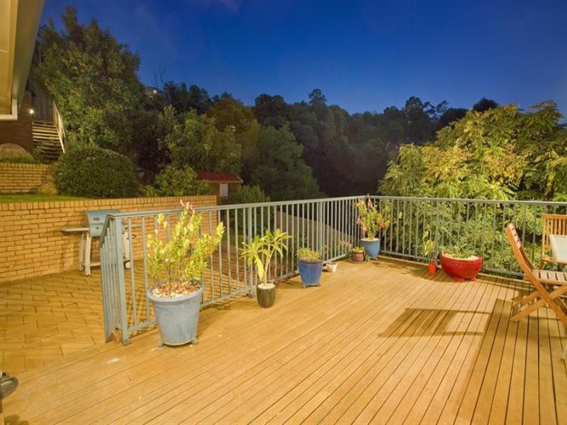 16a Sandalwood Road, Farmborough Heights NSW 2526