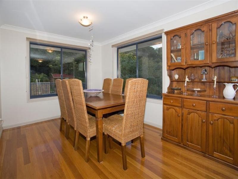 16a Sandalwood Road, Farmborough Heights NSW 2526