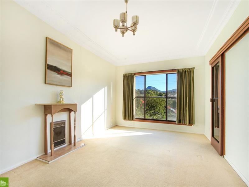 23 Pooraka Avenue, West Wollongong NSW 2500
