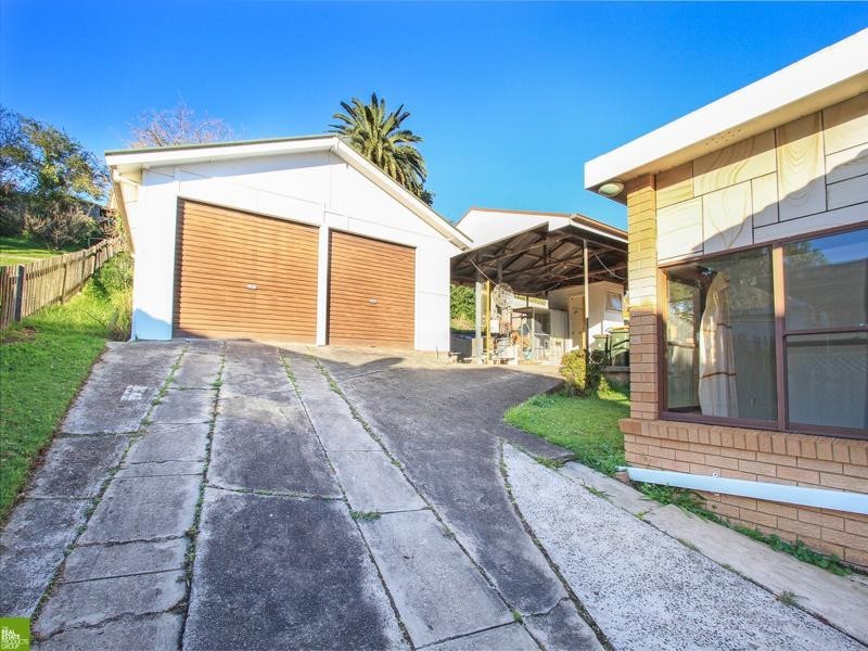 23 Pooraka Avenue, West Wollongong NSW 2500