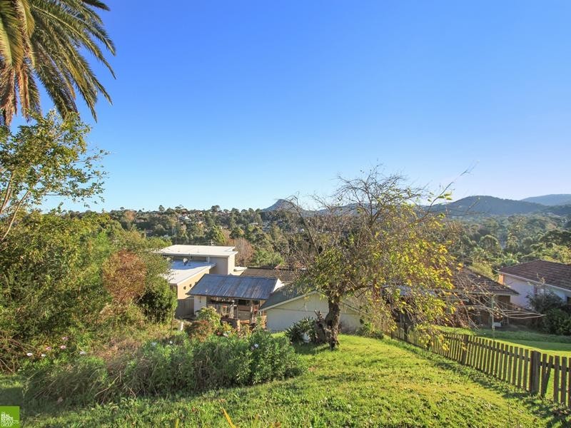 23 Pooraka Avenue, West Wollongong NSW 2500