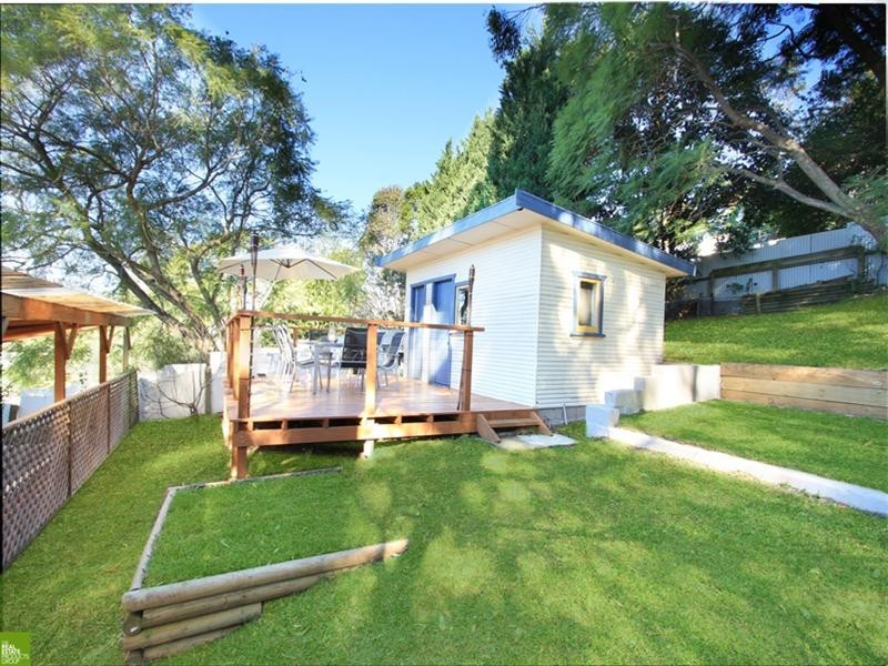 52 Risley Road, Figtree NSW 2525