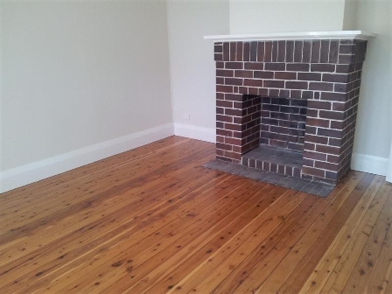 8 Bellevue Road, Figtree NSW 2525