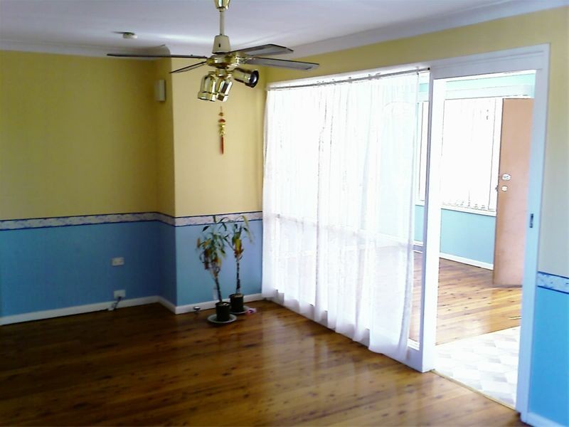 18 Margaret Street, Balgownie NSW 2519