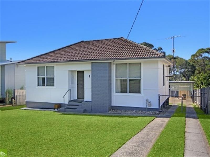 5 Carrington Street, Bulli NSW 2516