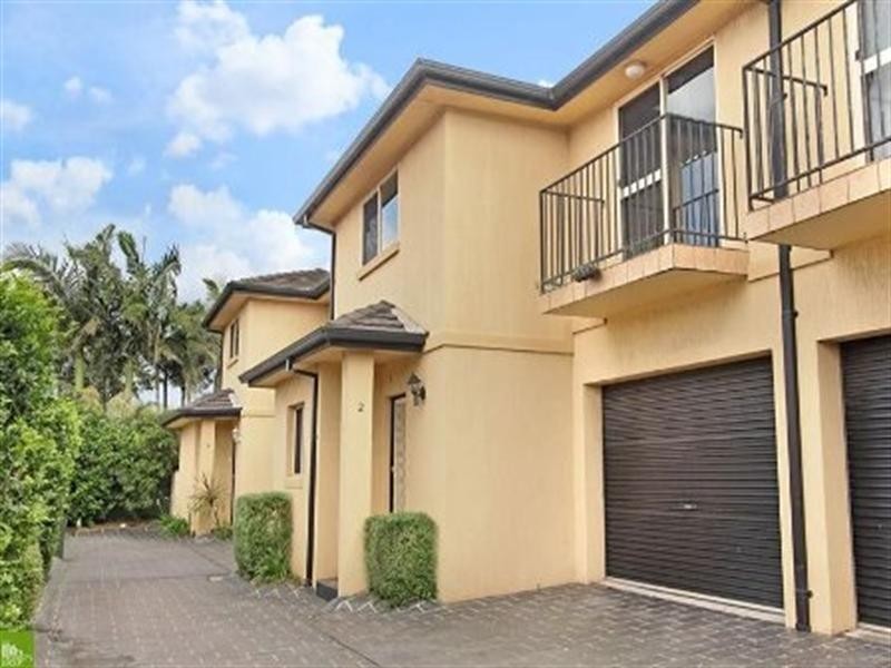 2/190 Kembla Street, Wollongong NSW 2500