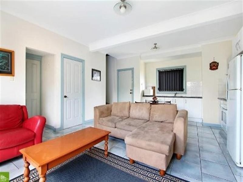 2/190 Kembla Street, Wollongong NSW 2500