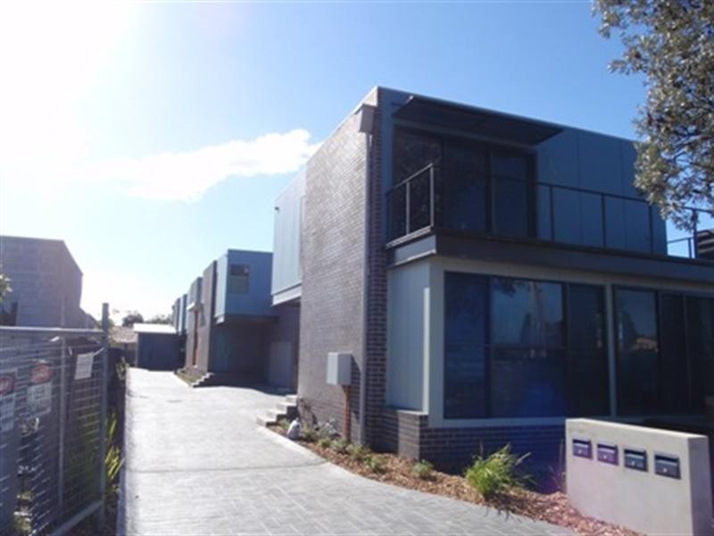 1/34 Lake Parade, East Corrimal NSW 2518