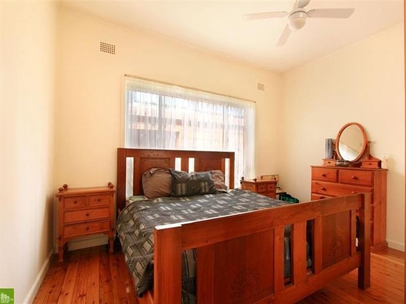 4 Kirrang Avenue, Mangerton NSW 2500