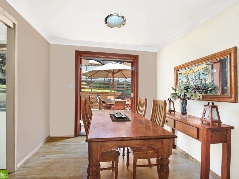 4 Melinda Grove, Lake Heights NSW 2502