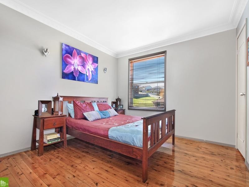 4 Melinda Grove, Lake Heights NSW 2502
