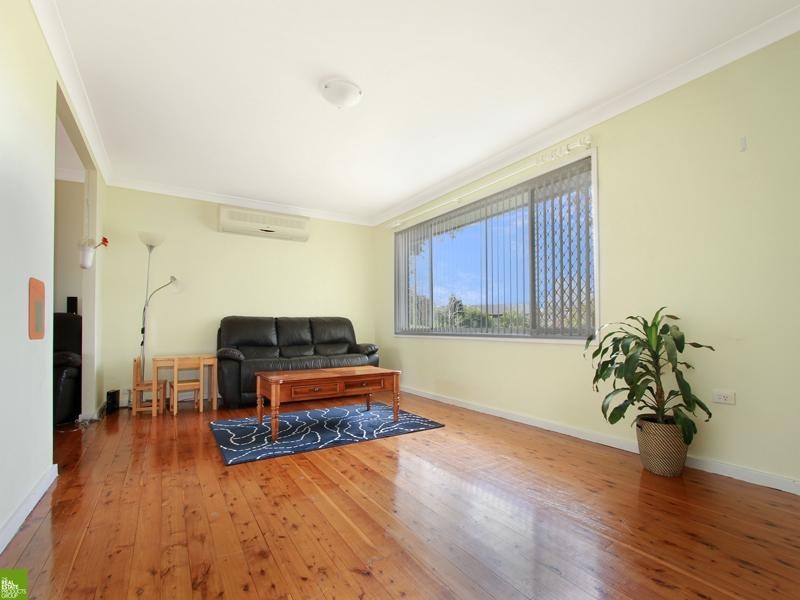 182 Jacaranda Avenue, Figtree NSW 2525