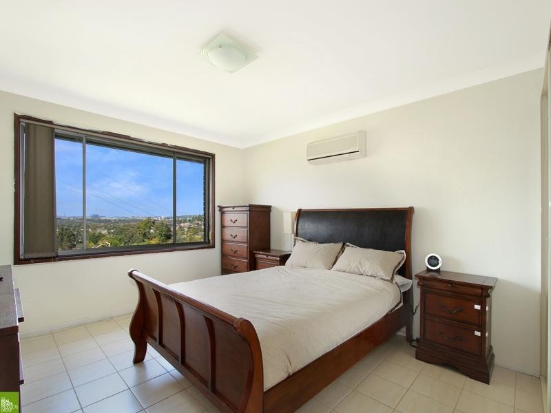 182 Jacaranda Avenue, Figtree NSW 2525