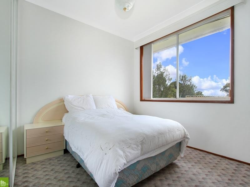 29 Grandview Parade, Lake Heights NSW 2502
