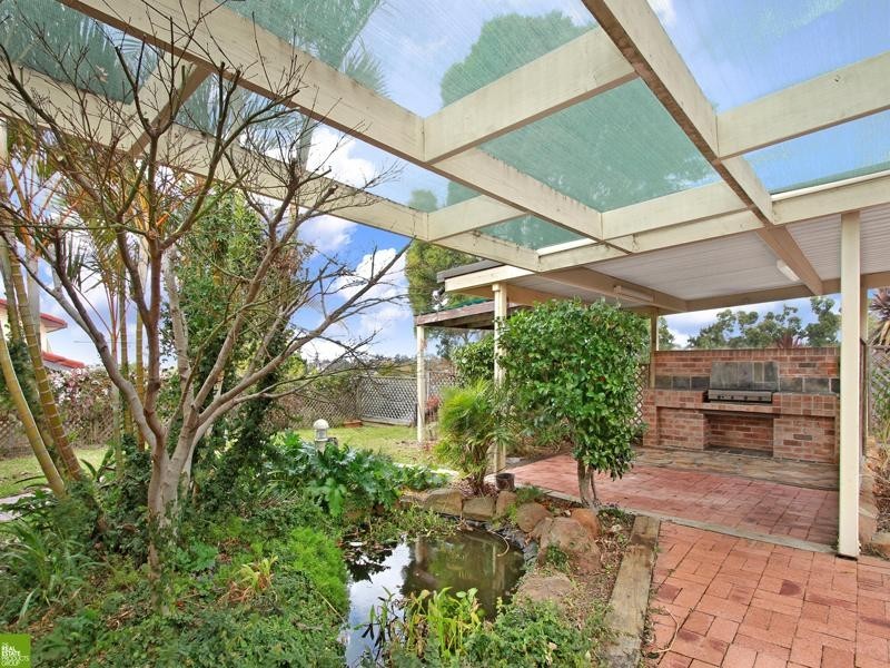 22 Plumwood Cresent, Cordeaux Heights NSW 2526
