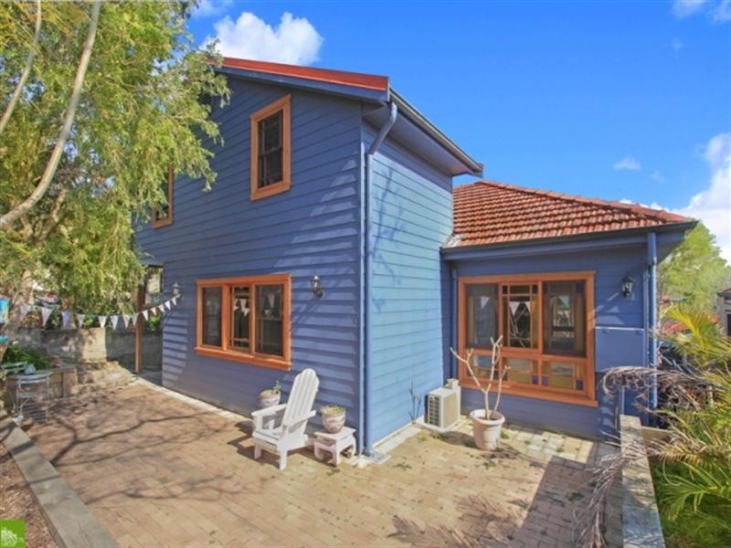 5 Gundarun, West Wollongong NSW 2500