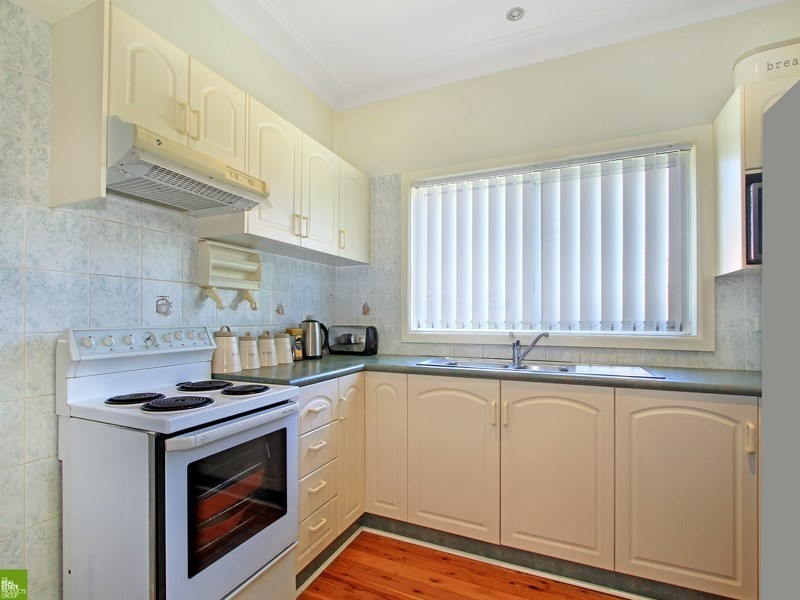 19 Arrow Avenue, Figtree NSW 2525