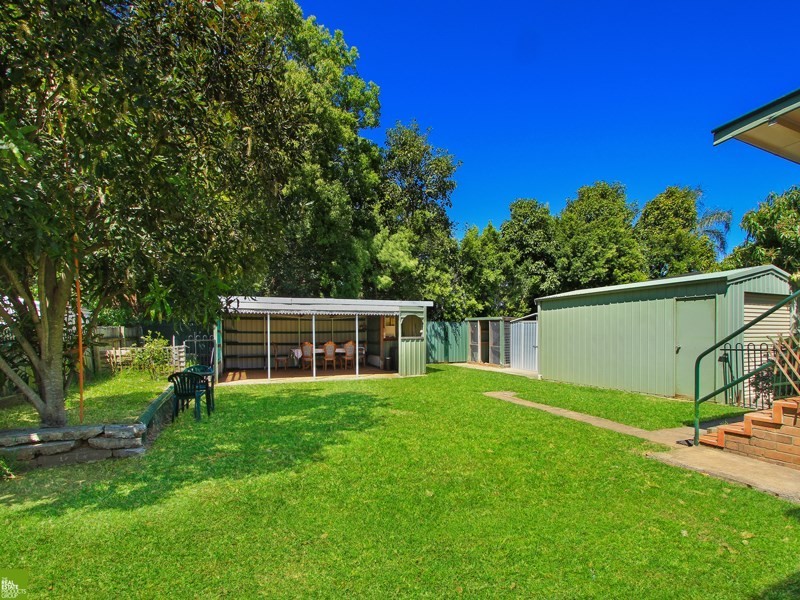 19 Arrow Avenue, Figtree NSW 2525