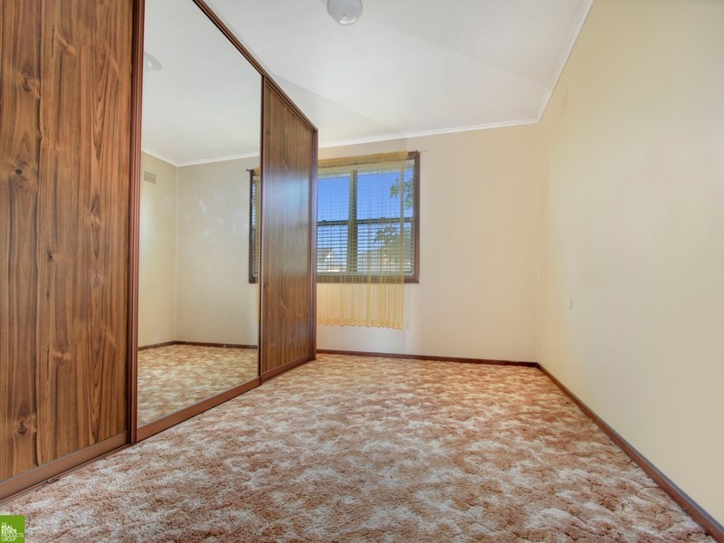 77 Queen Street, Lake Illawarra NSW 2528