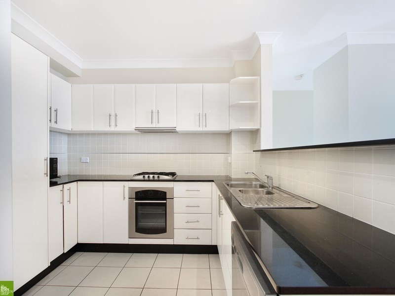 17/12-14 Gladstone Avenue, Wollongong NSW 2500