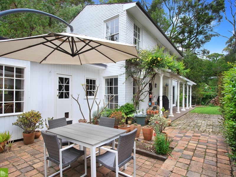 9 Bushland Avenue, Mount Pleasant NSW 2519