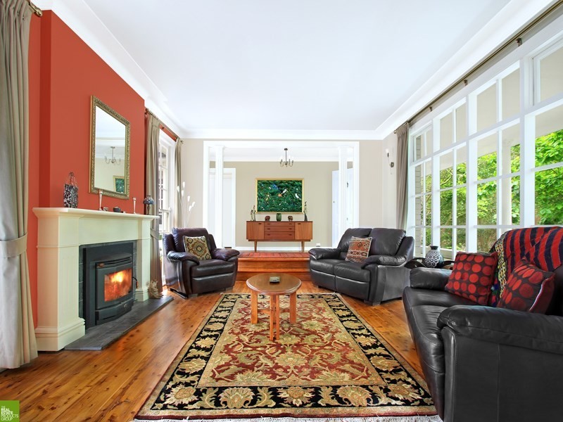 9 Bushland Avenue, Mount Pleasant NSW 2519