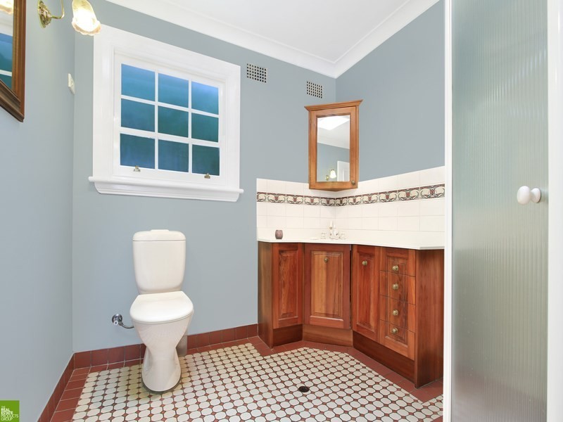 9 Bushland Avenue, Mount Pleasant NSW 2519