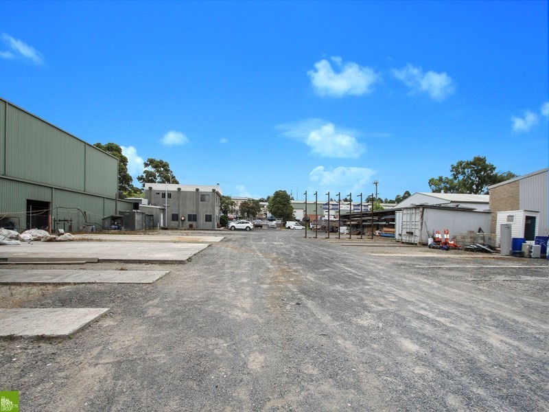 3 Prince of Wales Avenue, Unanderra NSW 2526