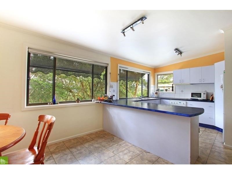 4 Kirrang Avenue, Mangerton NSW 2500