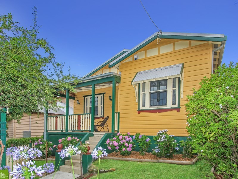 35 Gilmore Street, West Wollongong NSW 2500