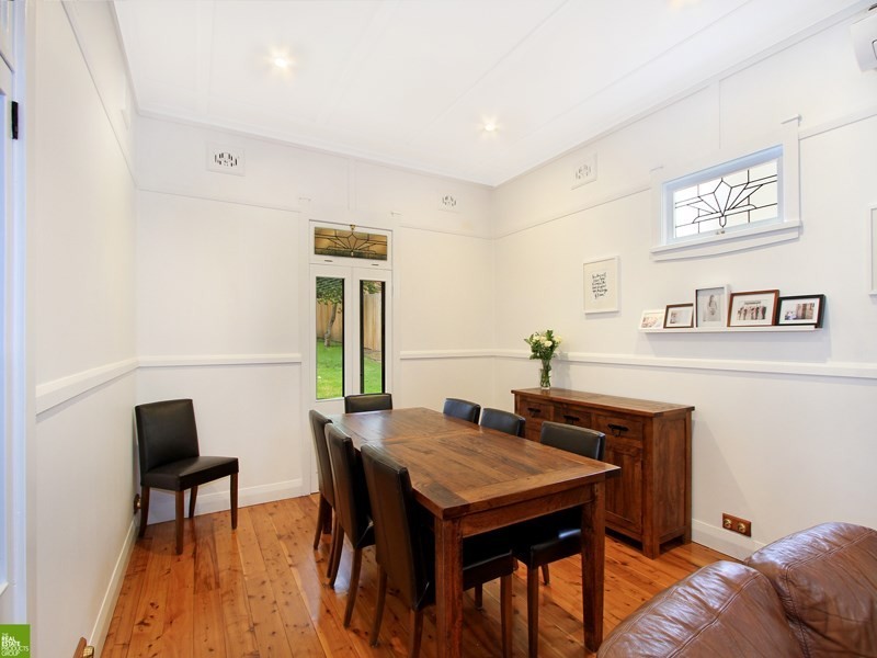 35 Gilmore Street, West Wollongong NSW 2500