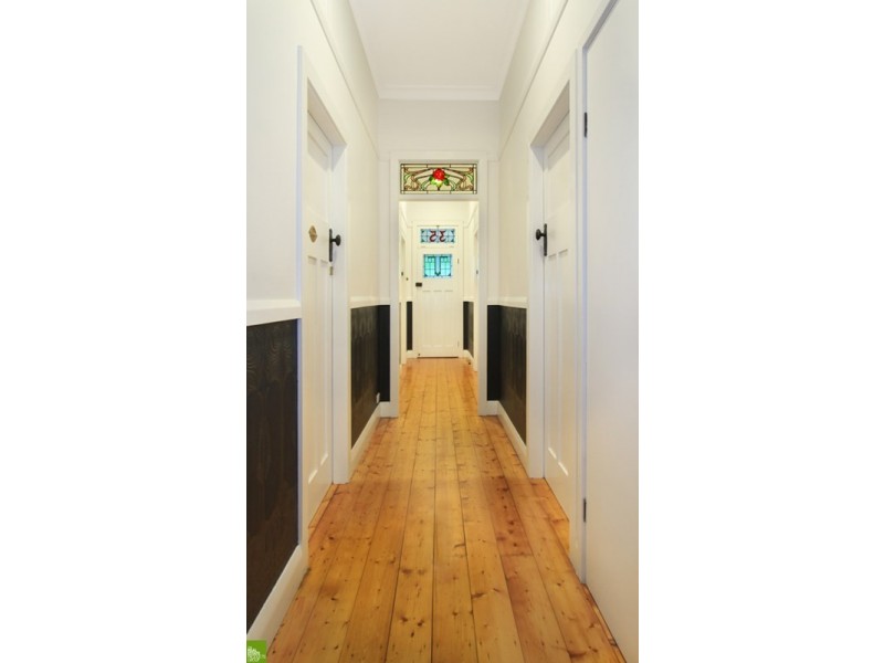 35 Gilmore Street, West Wollongong NSW 2500