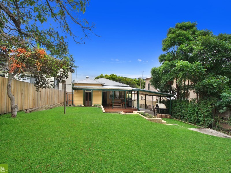 35 Gilmore Street, West Wollongong NSW 2500