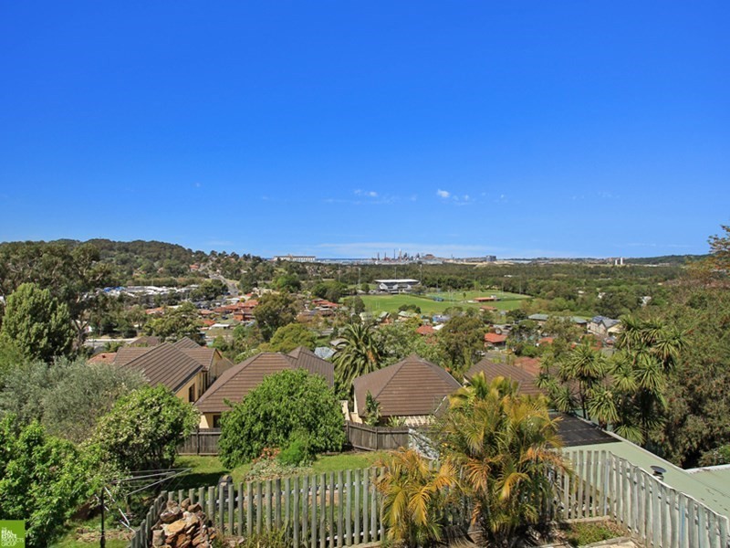 53 Outlook Drive, Figtree NSW 2525