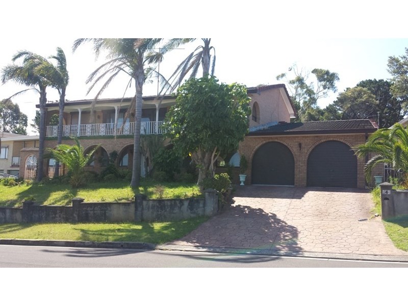 4 Matthews Drive, Mount Warrigal NSW 2528