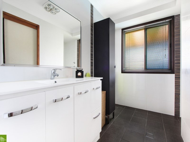 37 Coachwood Drive, Albion Park Rail NSW 2527